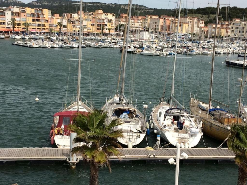 Gruissan Appartement Calme, Vue Sur Port De Plaisance -Clim, Empl.Parking Exteriér fotografie